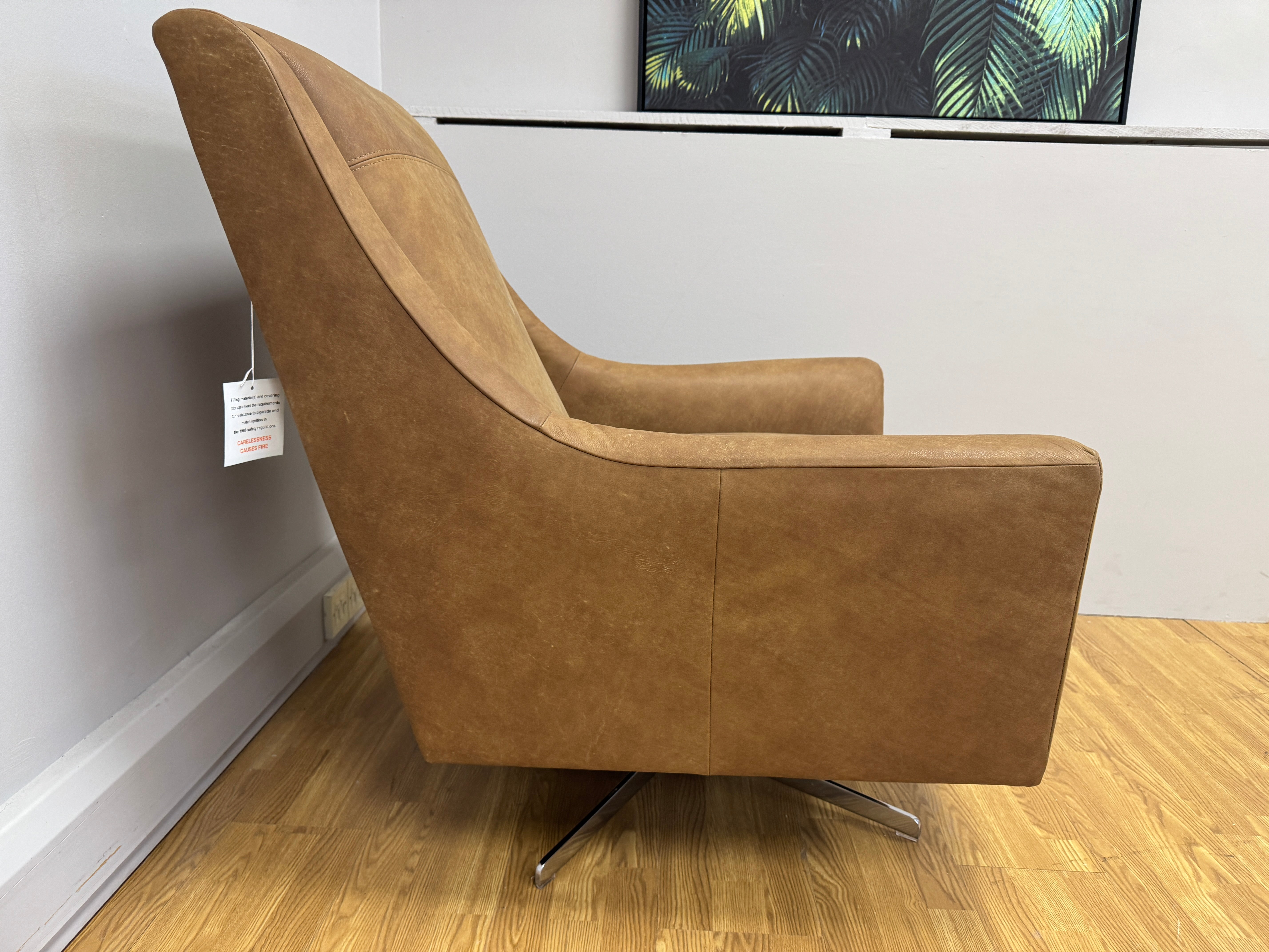 Salute large swivel chair in Napoli tan brown leather