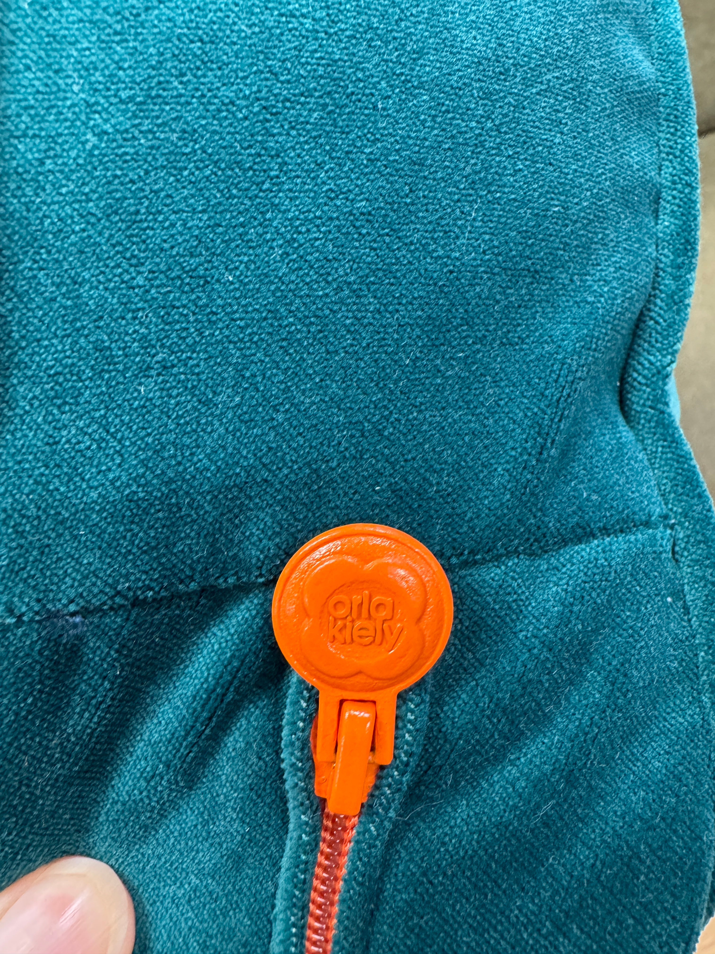 IV large 4 seater bench seat sofa in teal velvet