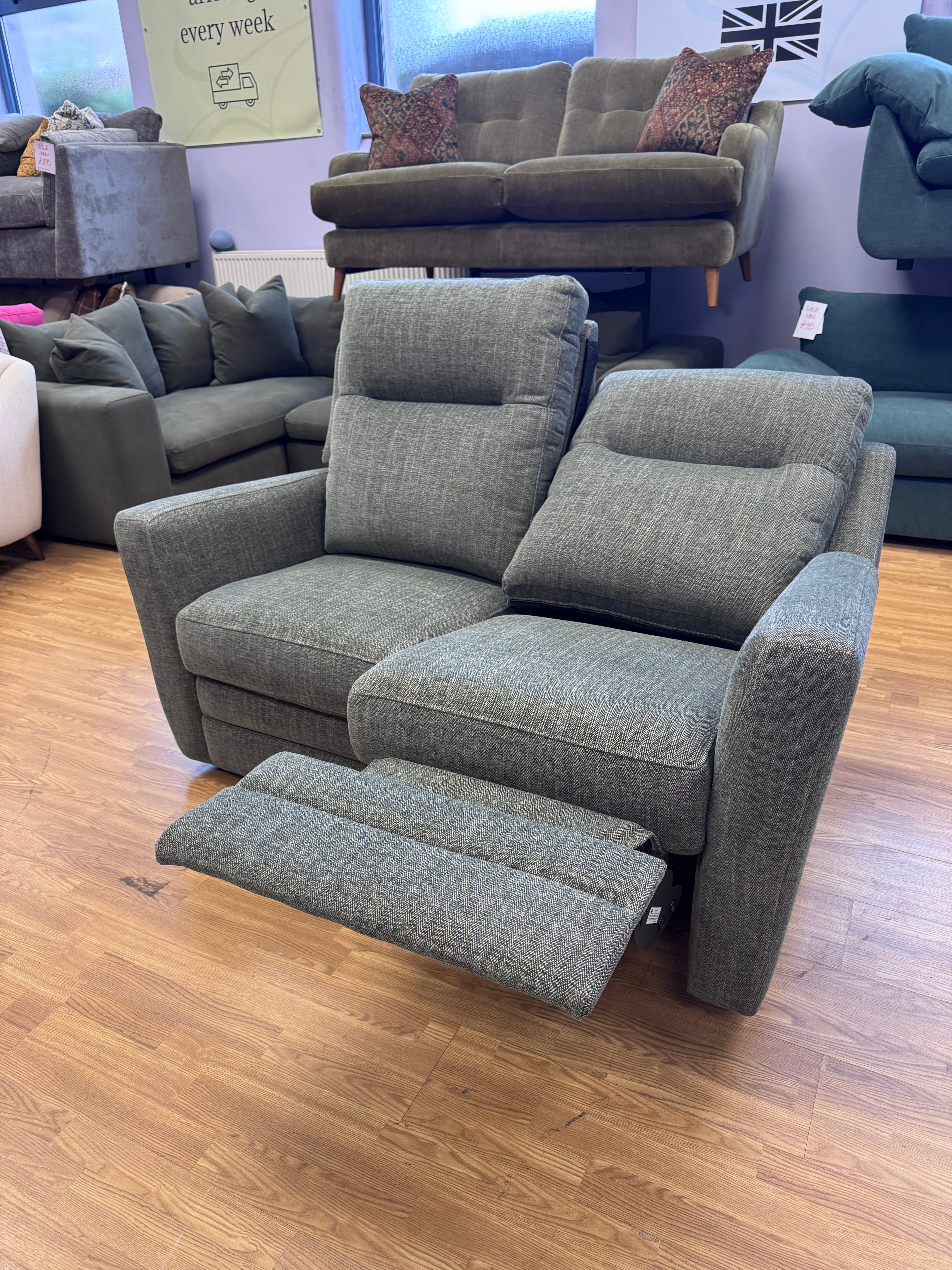 Parker Knoll Chicago split 2 seater electric reclining sofa with lumbar support in Green herringbone fabric