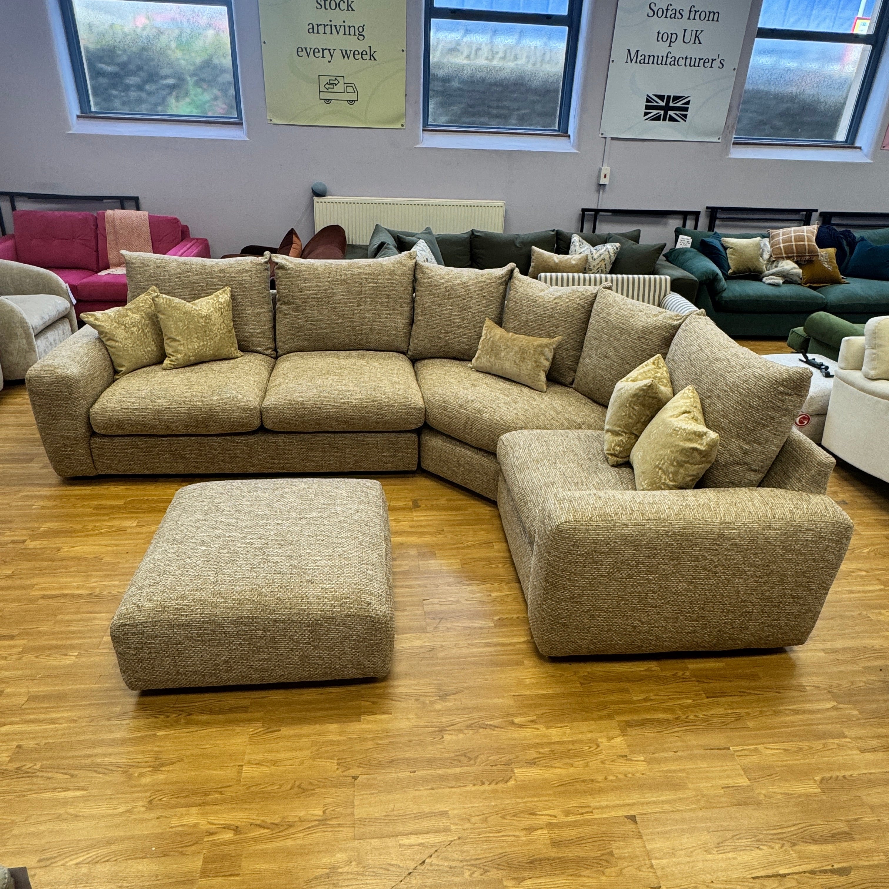 Pandora right facing 3 piece curved corner sofa & matching footstool