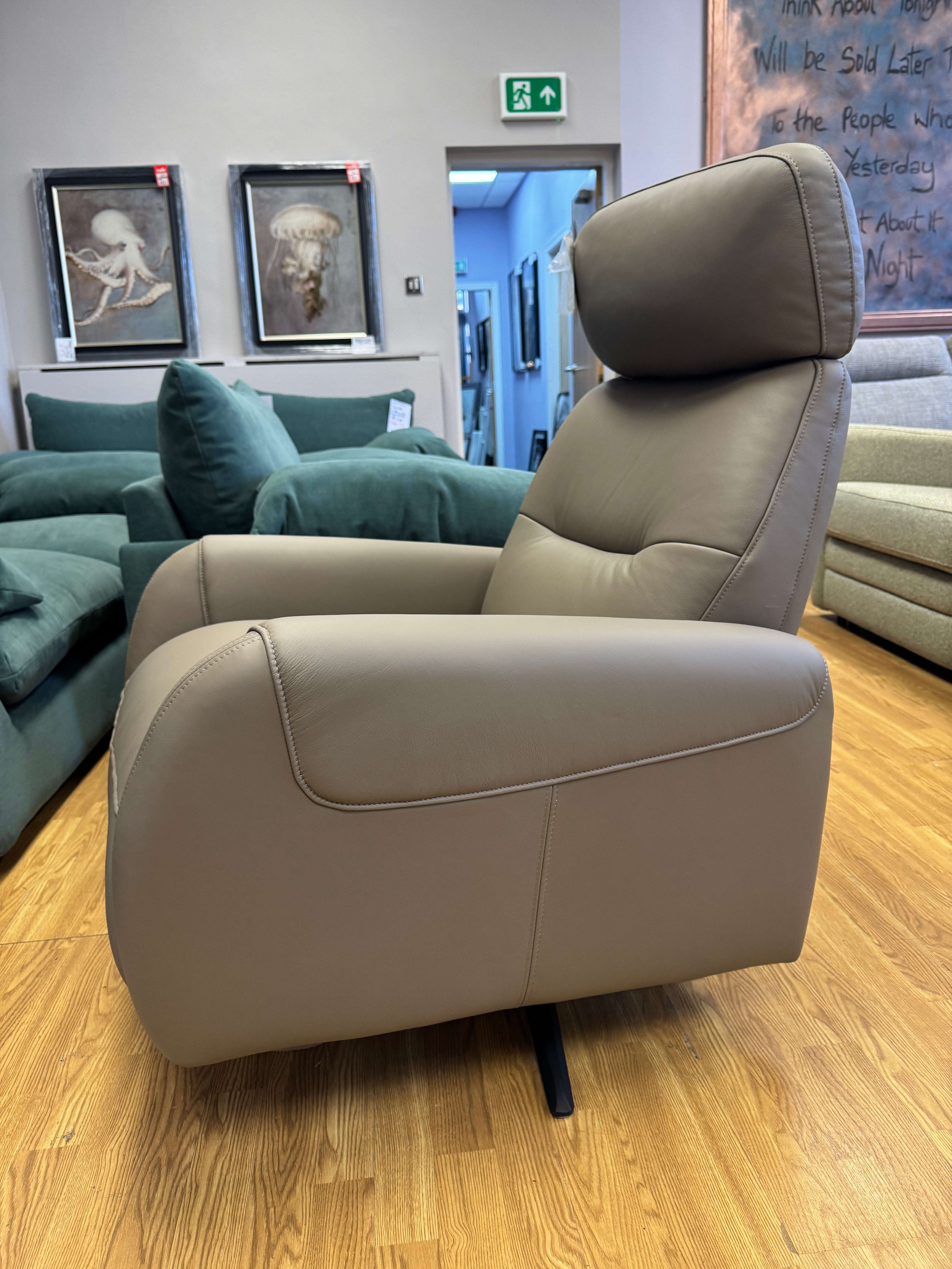 Monroe manual reclining swivel chair in soft stone leather