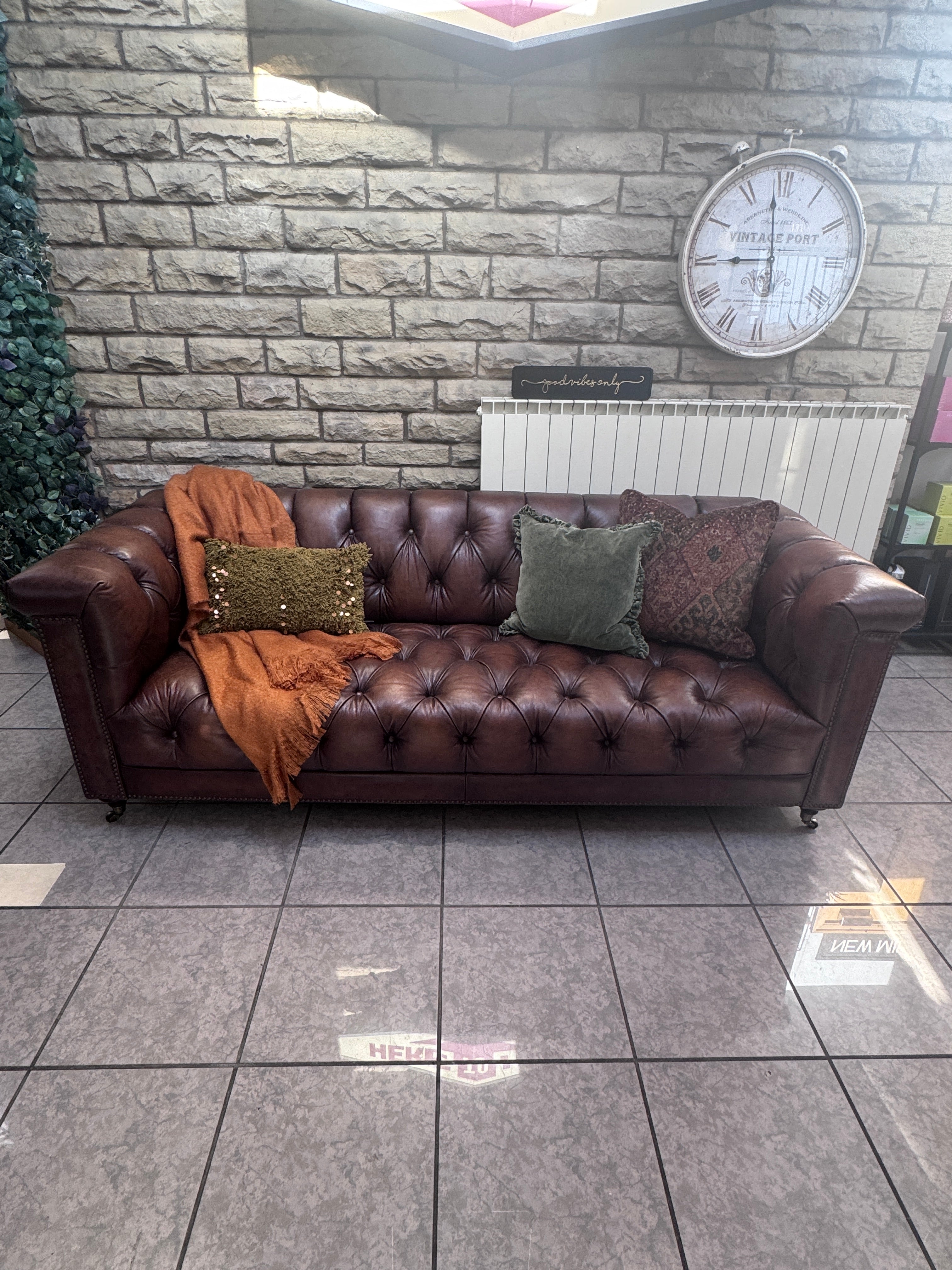 Wallace 3 seater Chesterfield sofa in full 1981 Saddle Leather
