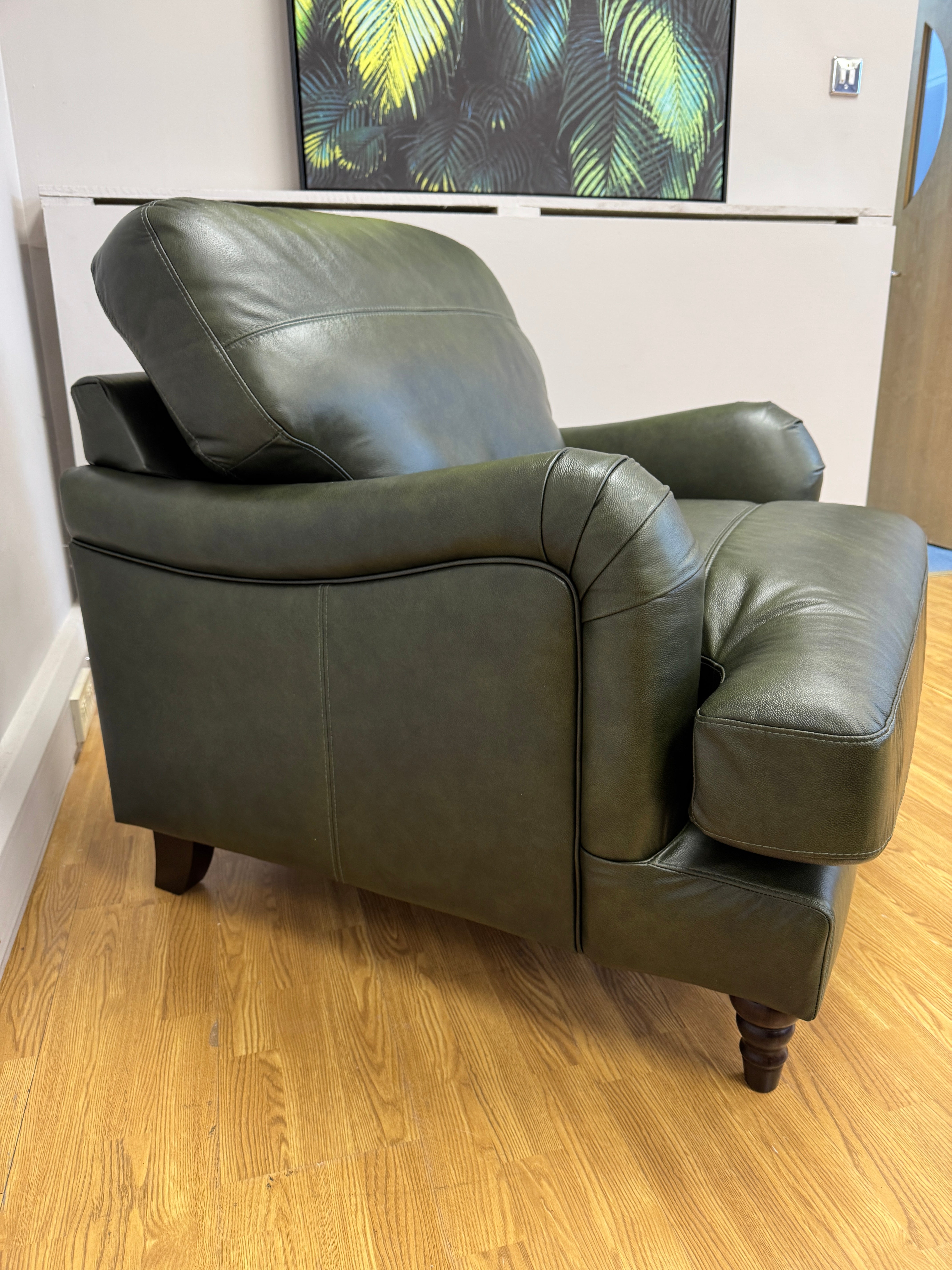 Beatrix standard armchair in Turino Green leather