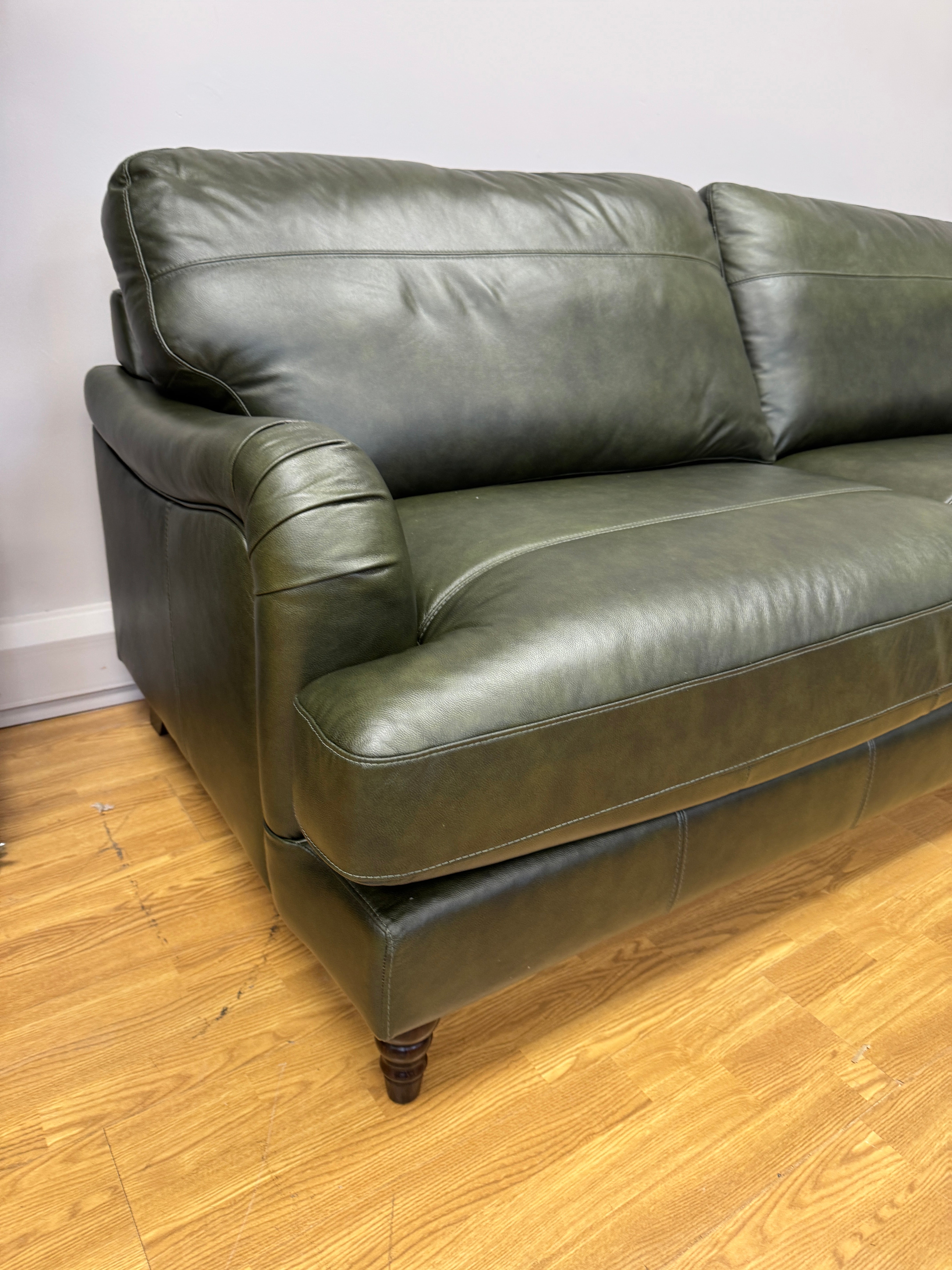 Beatrix 4 Seater Sofa in Turino Green leather