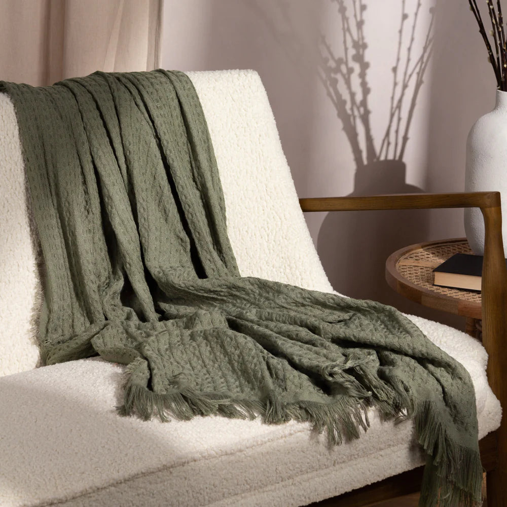 Abel waffle fringe throw 130 x 180cm in Khaki