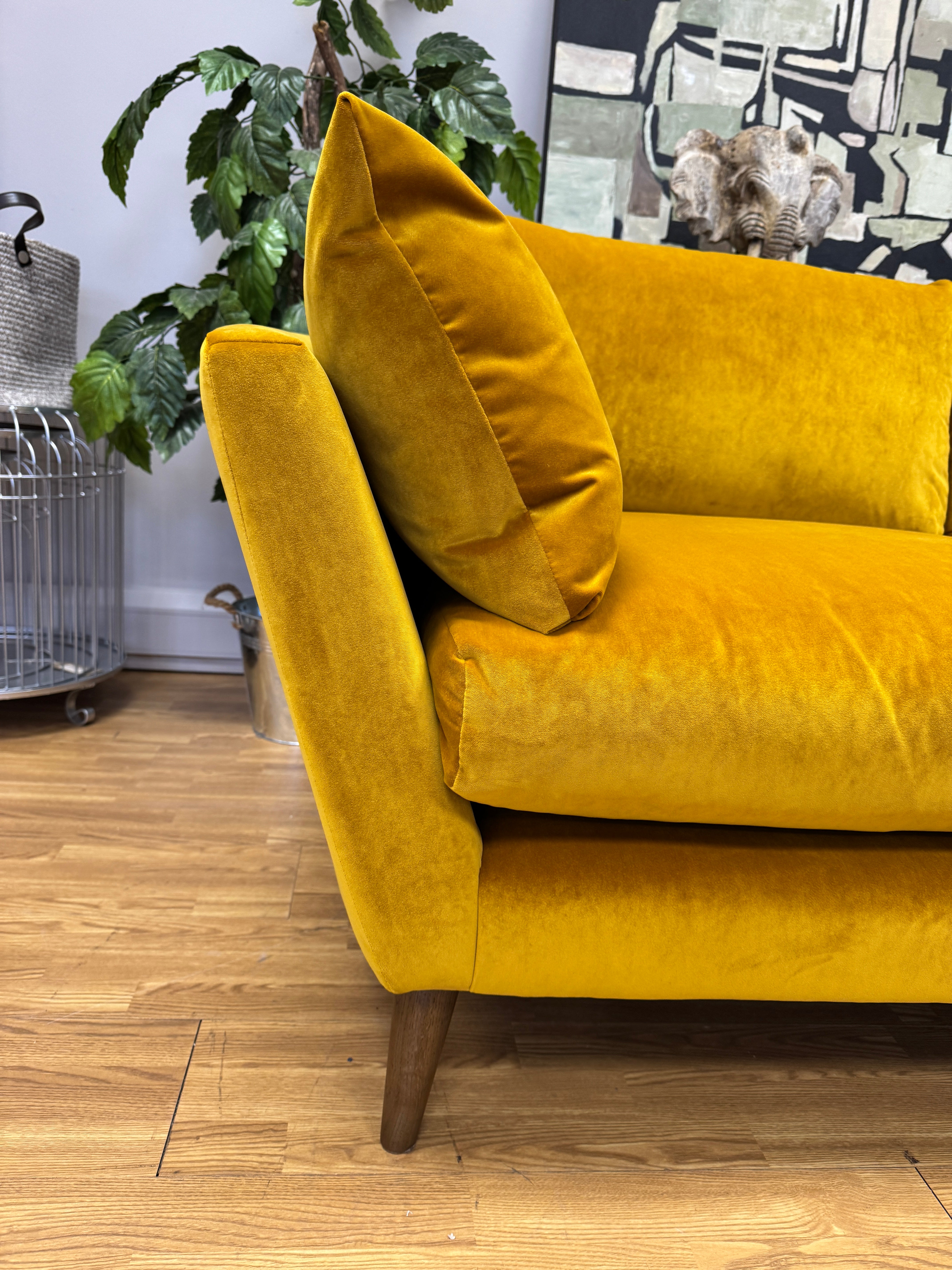 Loaf Groover right facing 3 piece corner sofa in Butterscotch clever velvet