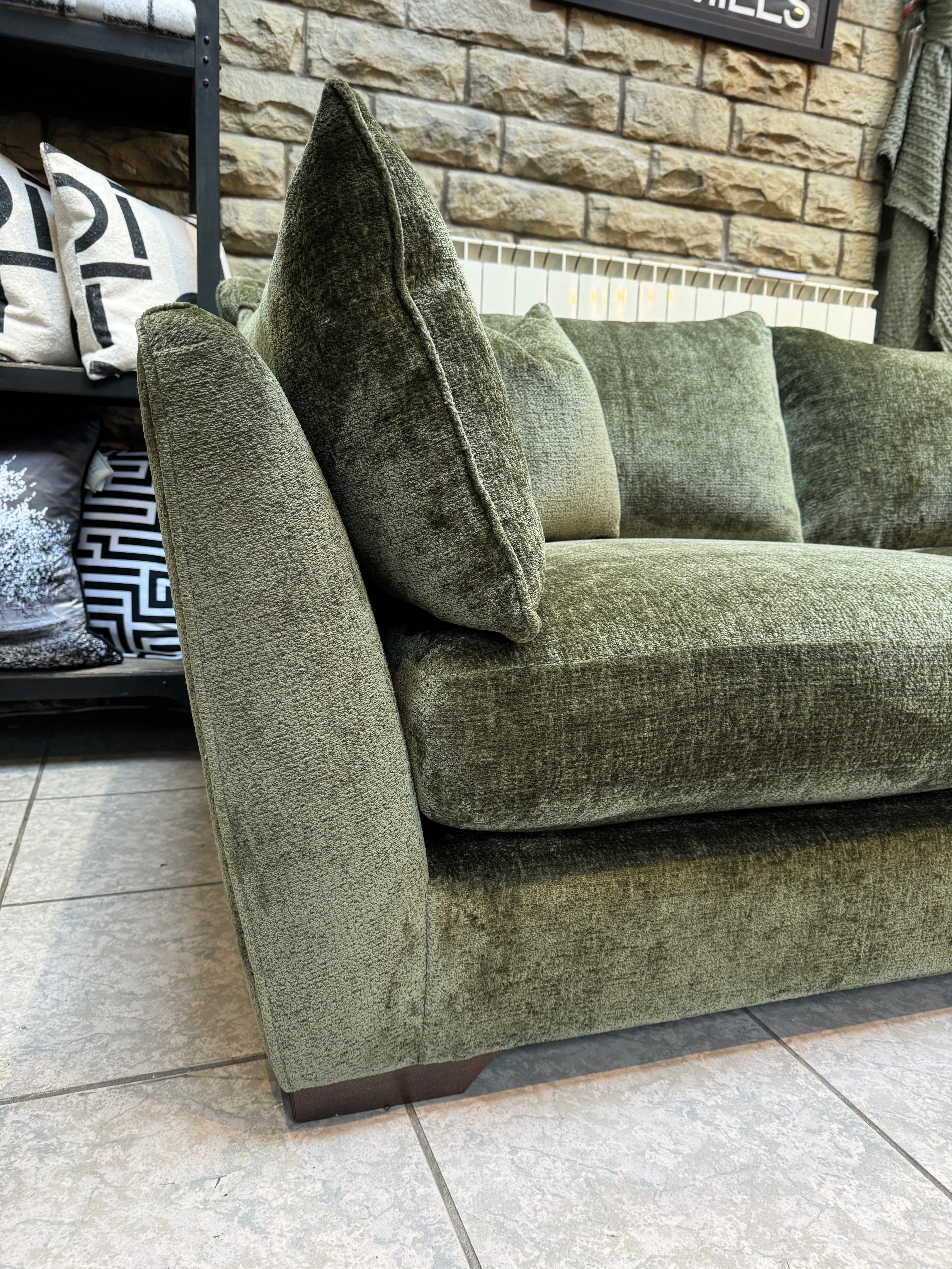 GRAND DESIGNS Dunstable 3 seater sofa & storage footstool in luxury green chenille