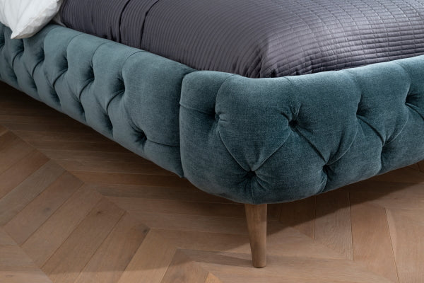 Clapham button detail Kingsize Bedframe in Dusk Hydro velvet