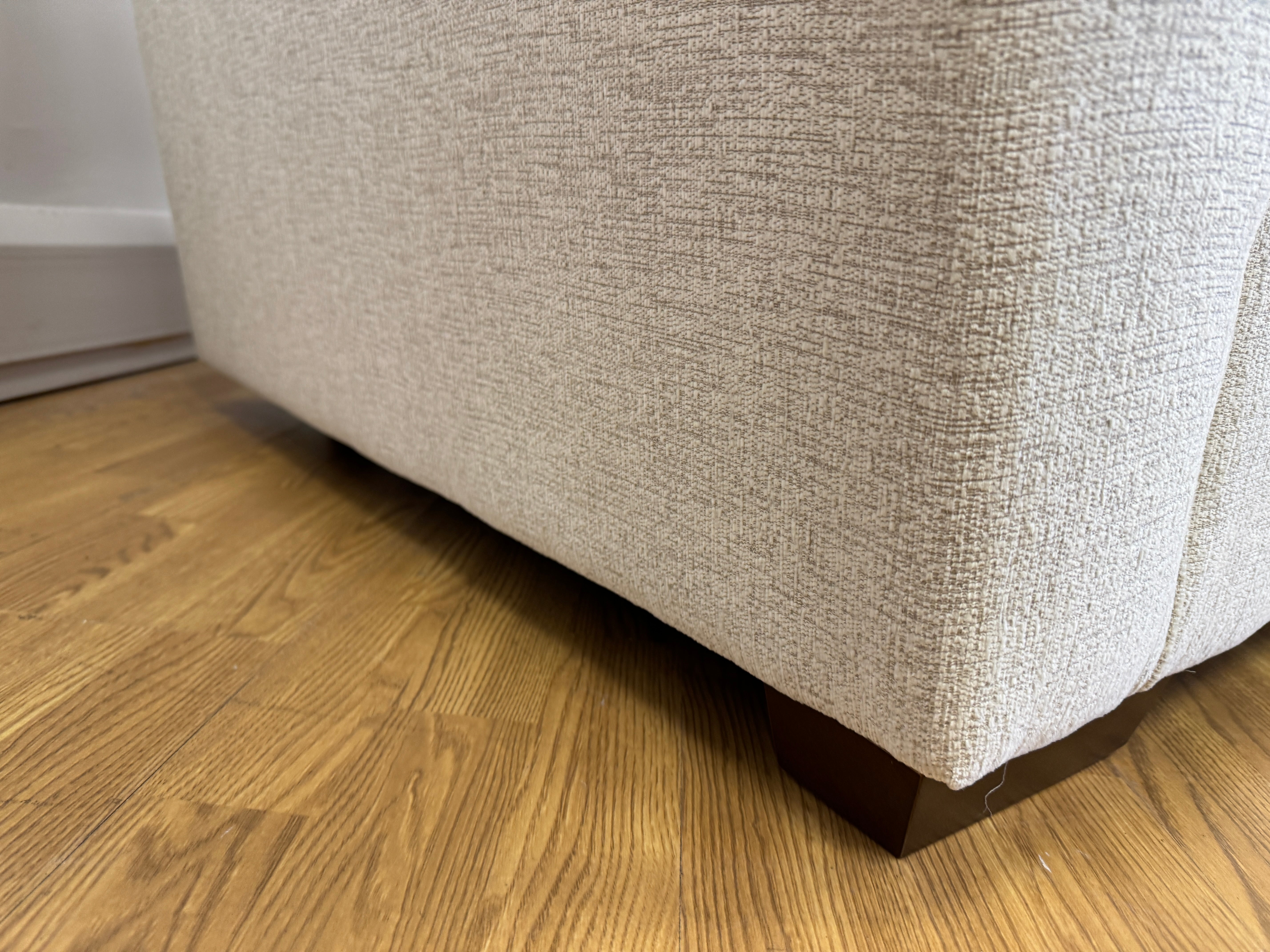 Fantasia  Armchair in Lassie Linen fabric