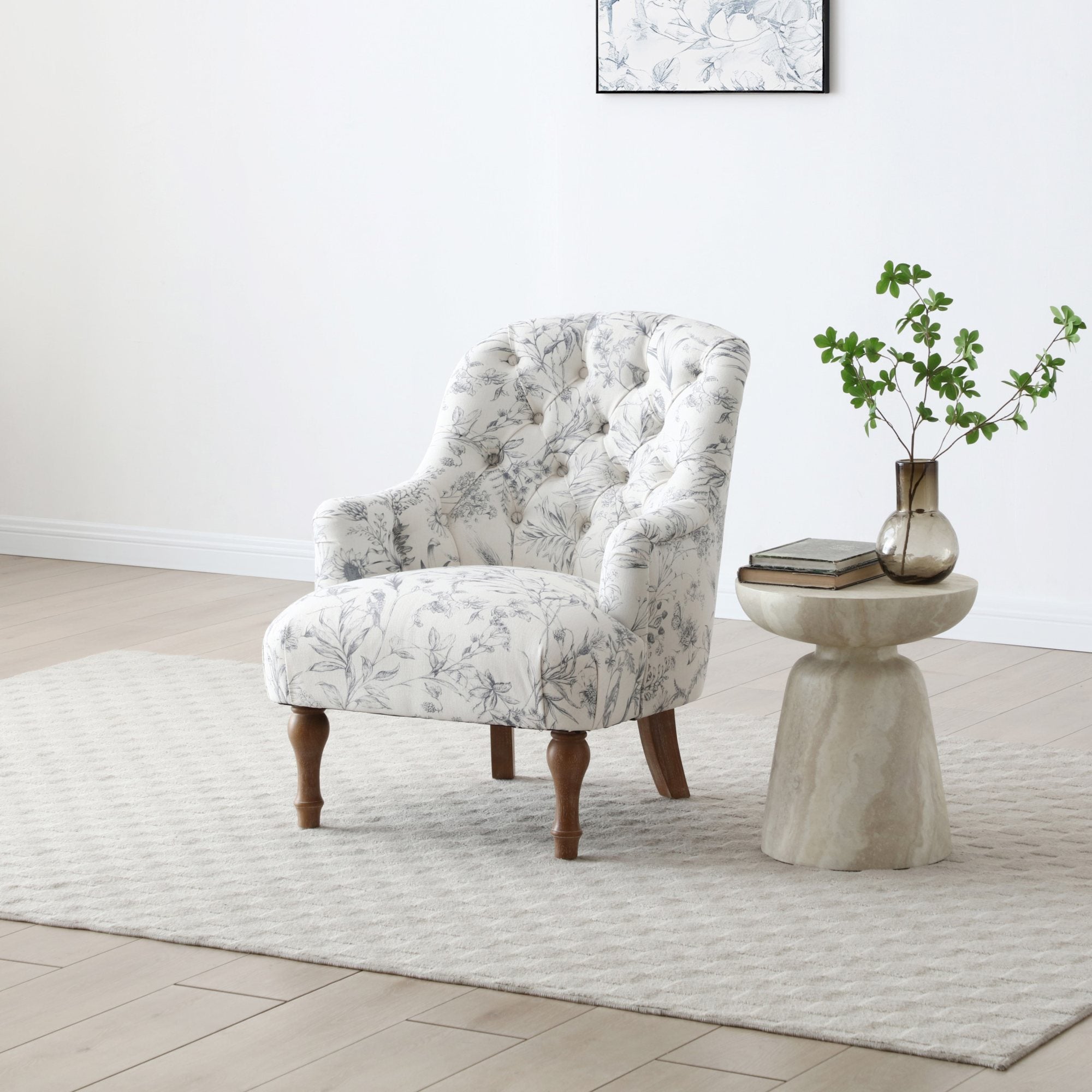 Bianca button back accent chair